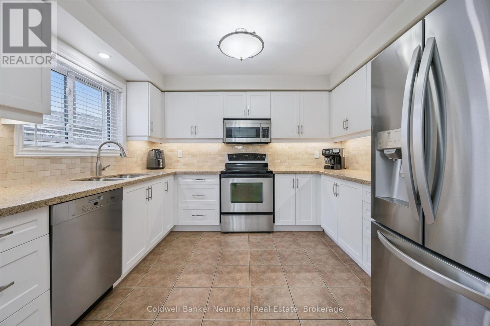308 Fasken Court, Milton, Ontario  L9T 6S9 - Photo 13 - W13720116
