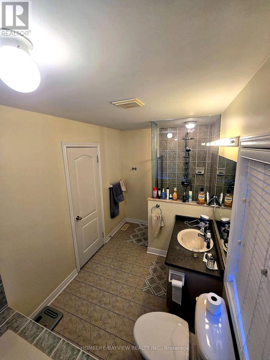 7 - 8 Townwood Drive, Richmond Hill, Ontario  L4E 4Y1 - Photo 18 - N13720198