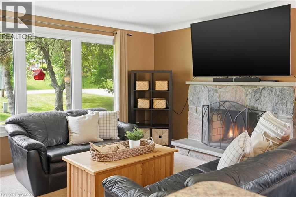 318 Freelton Road, Puslinch, Ontario  N0B 2J0 - Photo 12 - 40858957