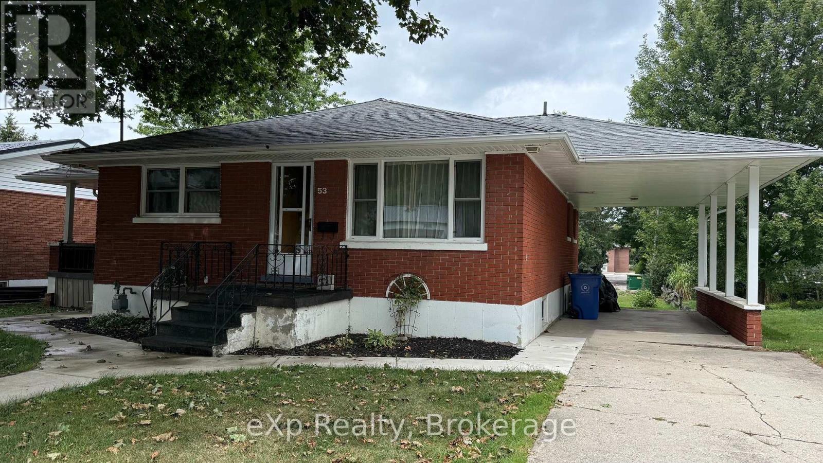 53 MAPLE STREET, North Huron, Ontario