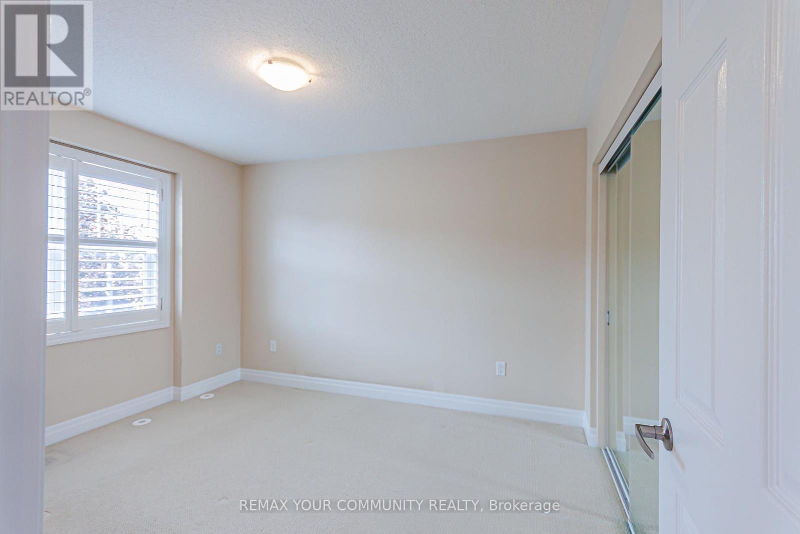 Coach House - 5 Chippenham Lane, Markham, Ontario  L6B 1L6 - Photo 16 - N13719978