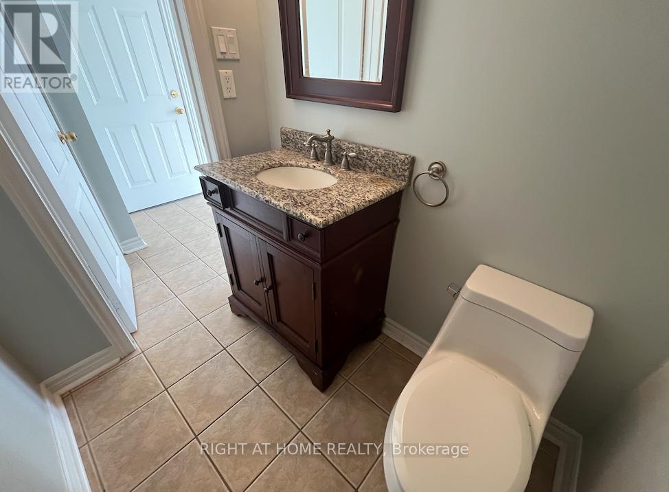 Main - 22 Amboise Crescent, Brampton, Ontario  L7A 2R2 - Photo 10 - W13720148