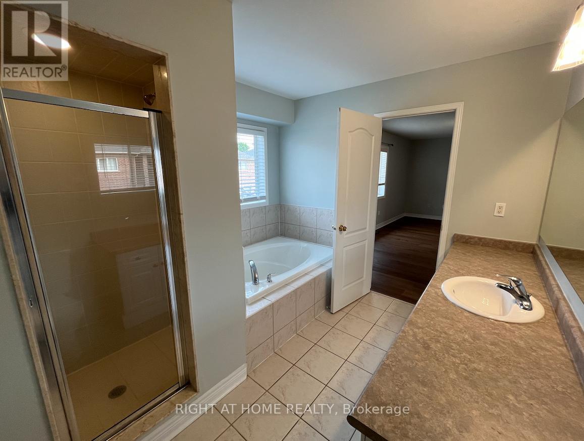 Main - 22 Amboise Crescent, Brampton, Ontario  L7A 2R2 - Photo 17 - W13720148