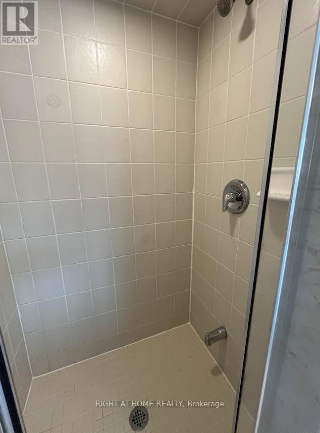 Main - 22 Amboise Crescent, Brampton, Ontario  L7A 2R2 - Photo 19 - W13720148