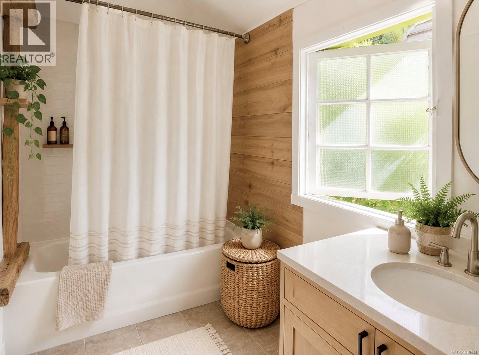 1316 Lynn Rd, Tofino, British Columbia  V0R 2Z0 - Photo 48 - 1010544