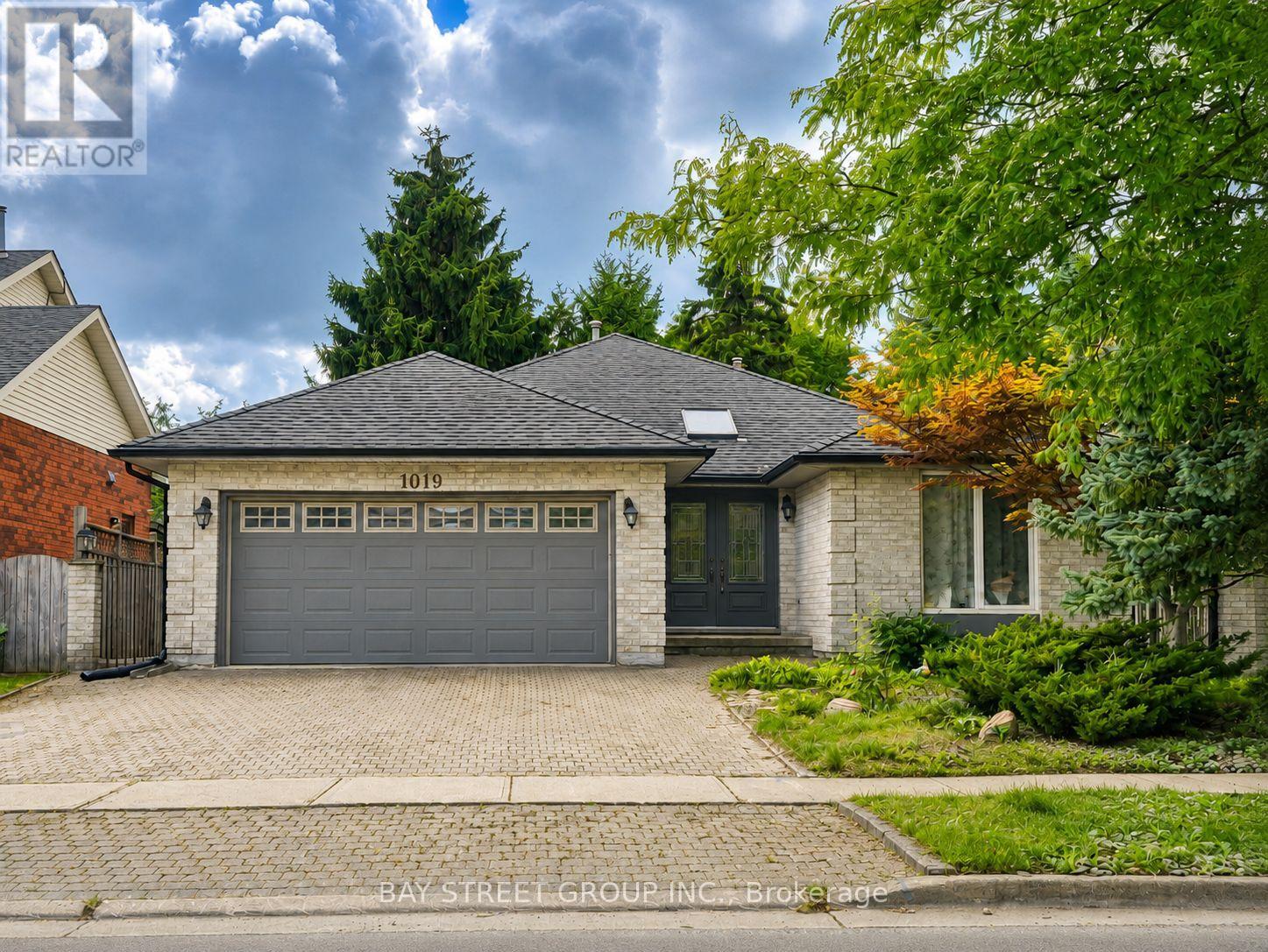 1019 ALDERSBROOK ROAD, London North, Ontario