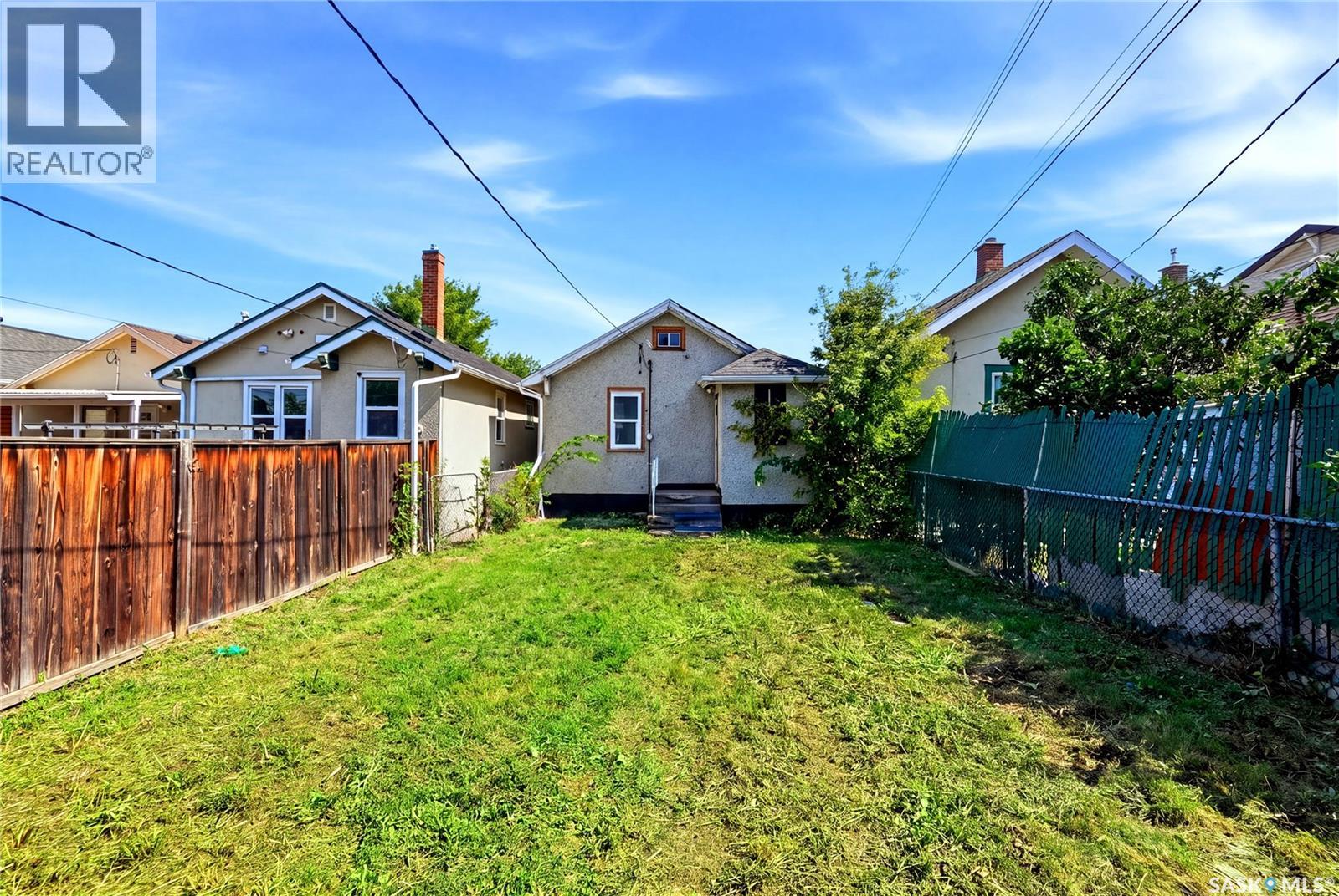 2222 Wallace Street, Regina, Saskatchewan  S4S 3H4 - Photo 29 - SK046848