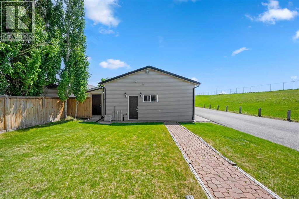 31 Elgin Green Se, Calgary, Alberta  T2Z 3Y8 - Photo 43 - A2334539