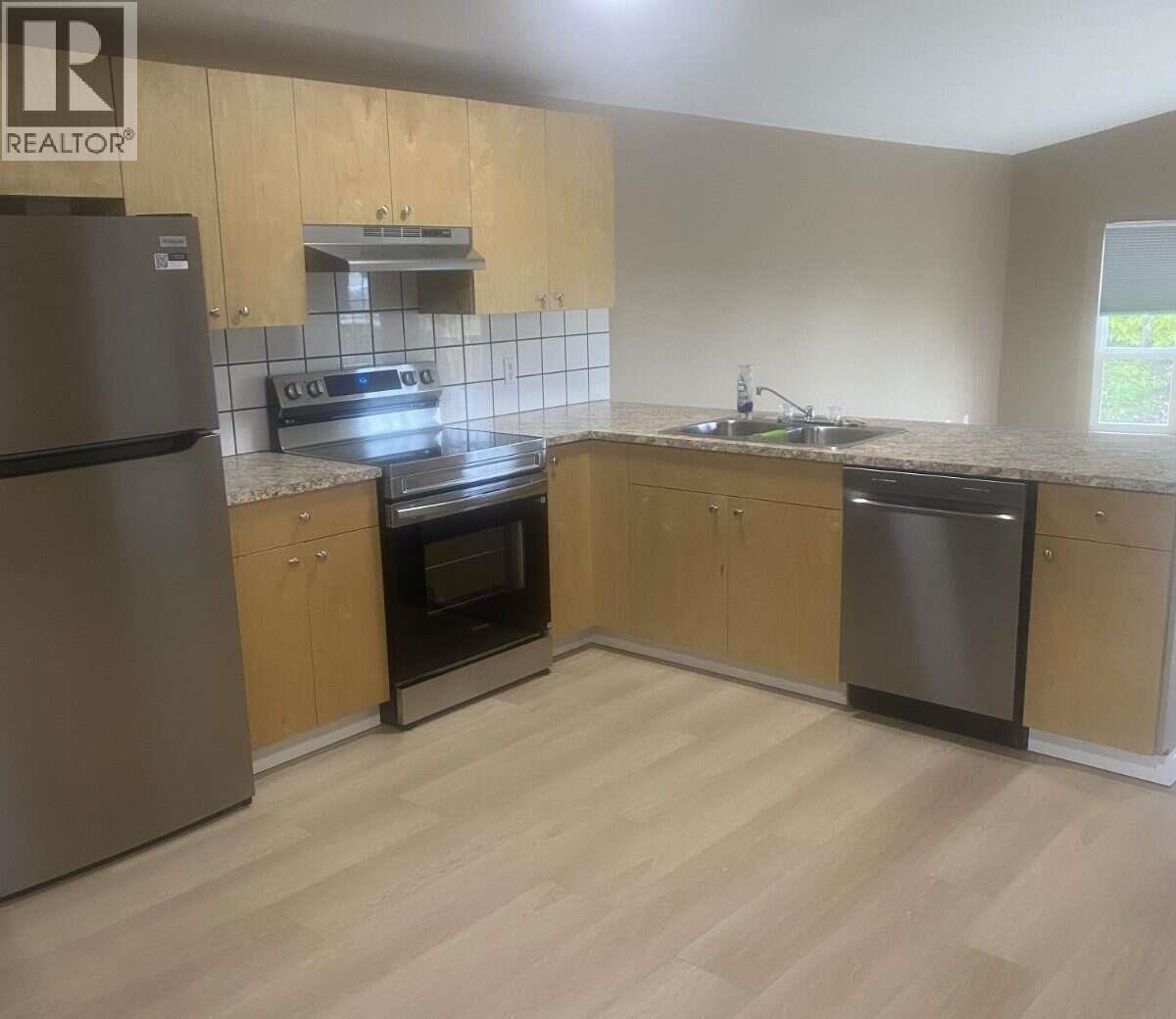 1916 Bobsein Crescent, Terrace, British Columbia  V8G 3Y1 - Photo 3 - R3159530