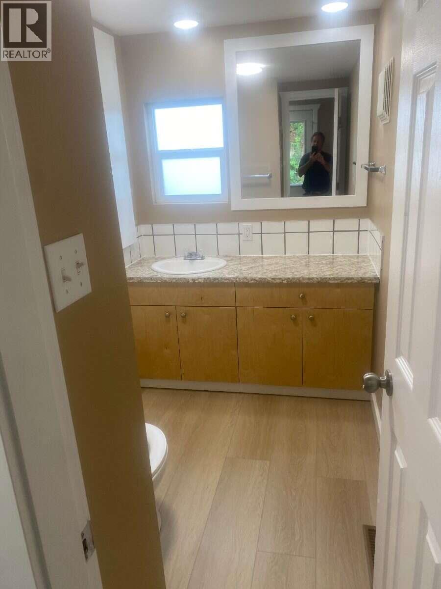 1916 Bobsein Crescent, Terrace, British Columbia  V8G 3Y1 - Photo 8 - R3159530