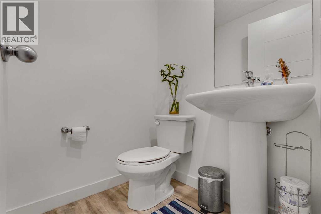 71 Savanna Park Ne, Calgary, Alberta  T3J 0Y8 - Photo 18 - A2327284