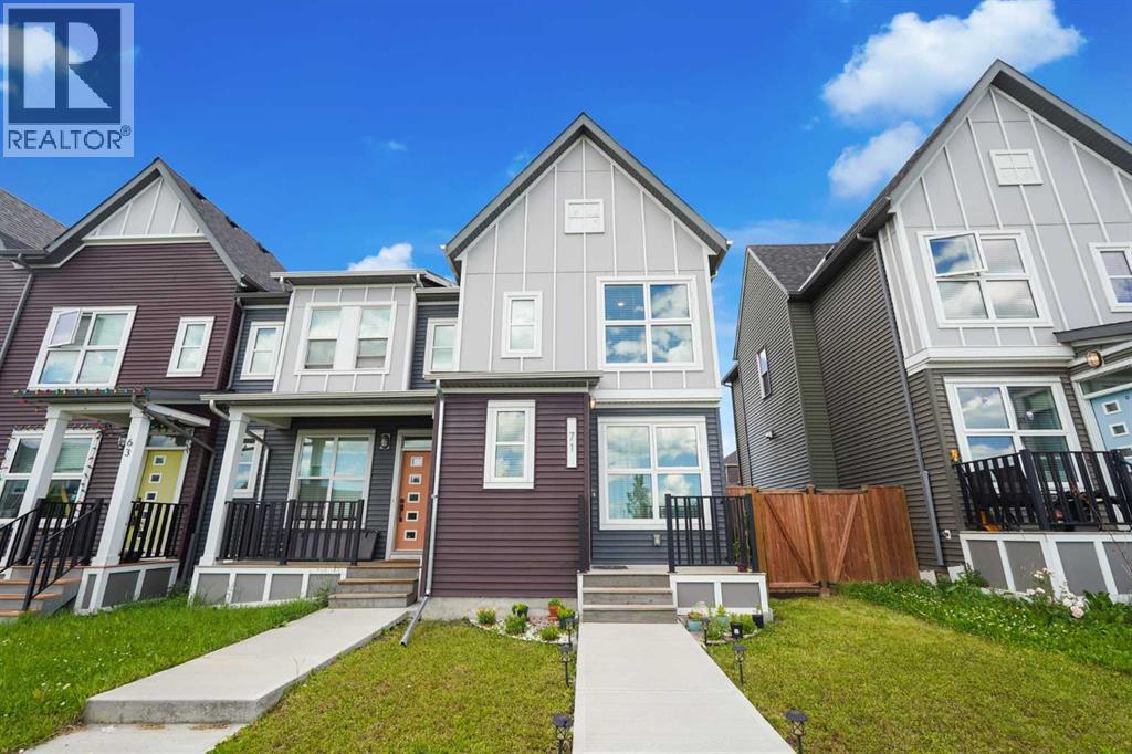 71 Savanna Park Ne, Calgary, Alberta  T3J 0Y8 - Photo 1 - A2327284