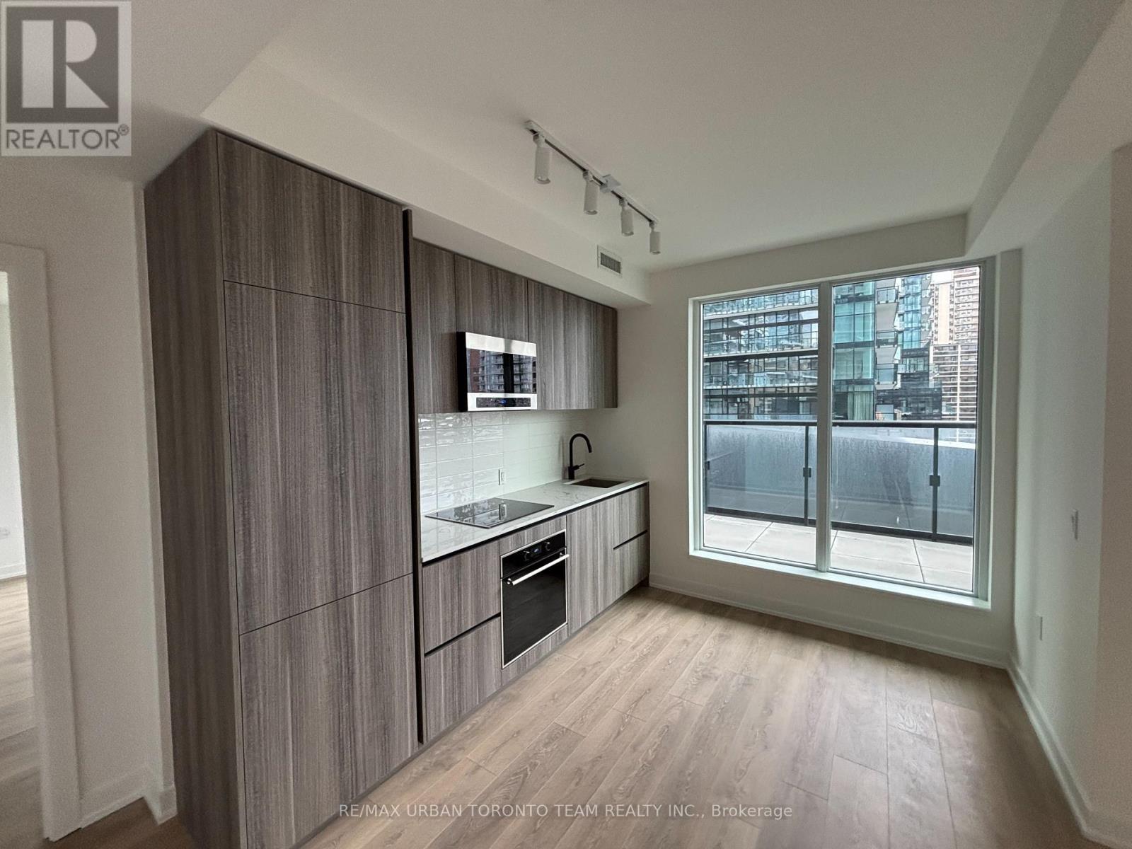 701 - 117 Broadway Avenue, Toronto, Ontario  M4P 1V3 - Photo 8 - C13720246