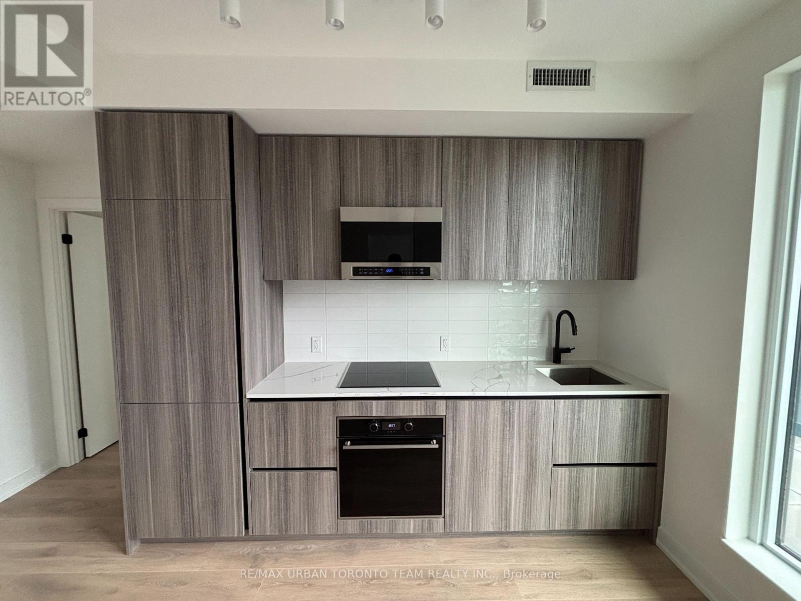 701 - 117 Broadway Avenue, Toronto, Ontario  M4P 1V3 - Photo 9 - C13720246