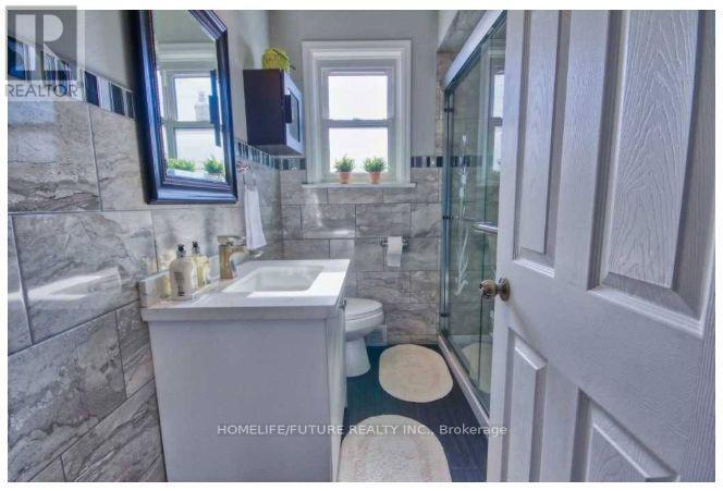 334 Wilson Road S, Oshawa, Ontario  L1H 6C5 - Photo 6 - E13720230