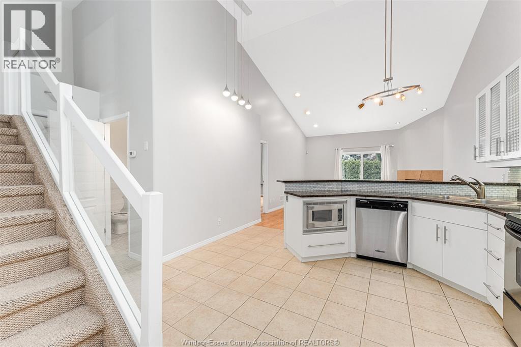 435 Sandpoint, Windsor, Ontario  N8P 1S3 - Photo 6 - 26021008