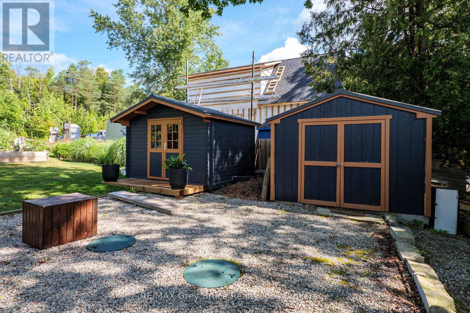 38 Maple Drive, South Bruce Peninsula, Ontario  N0H 1A0 - Photo 4 - X13720234