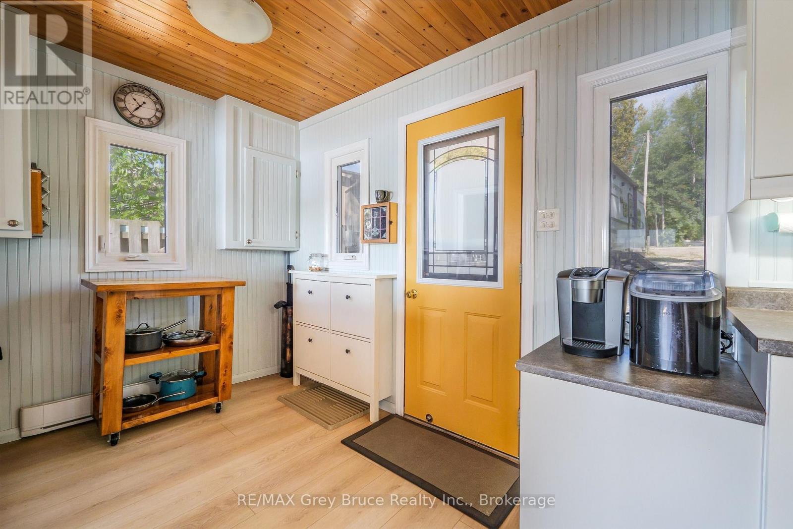 38 Maple Drive, South Bruce Peninsula, Ontario  N0H 1A0 - Photo 6 - X13720234
