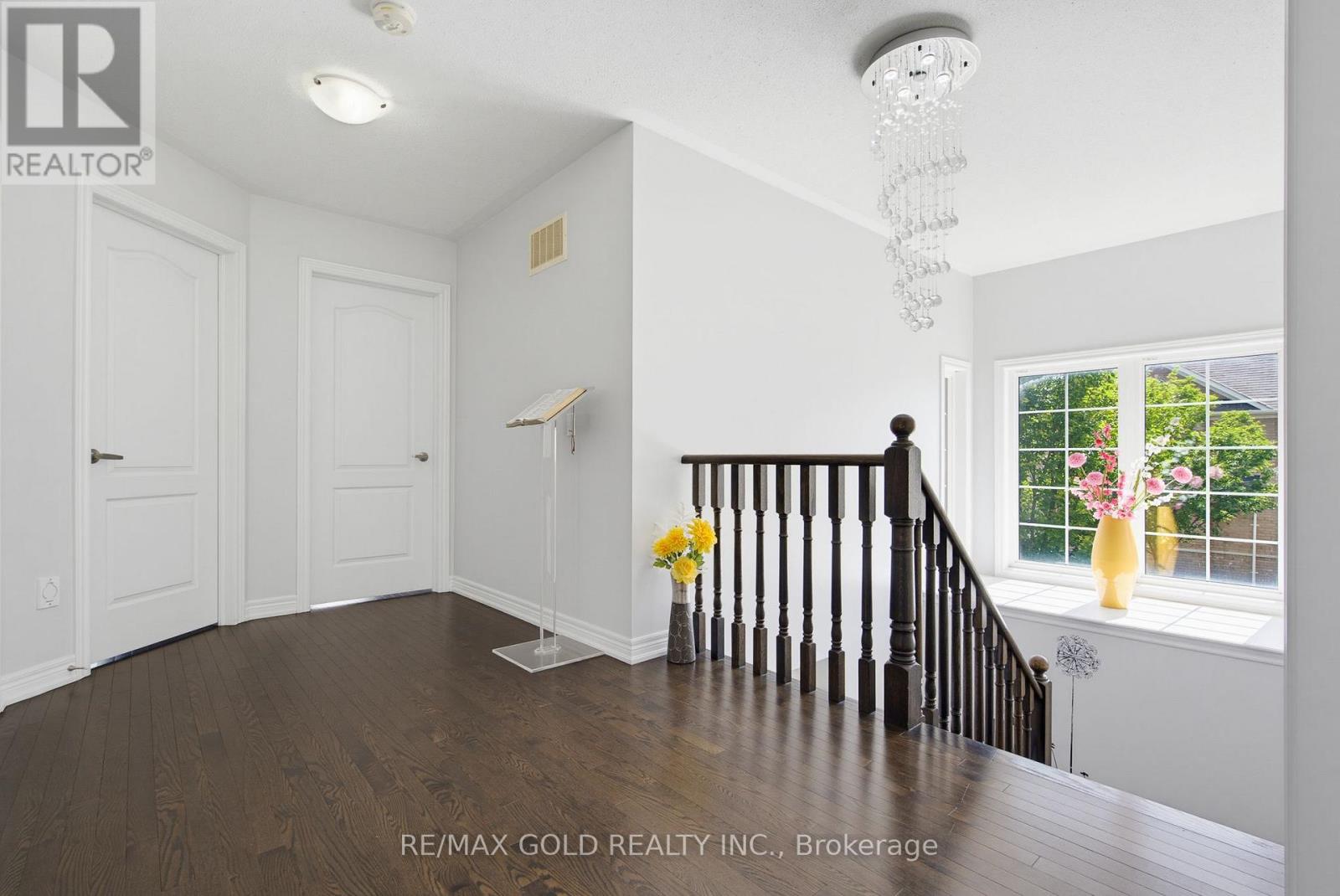 8 Zelda Road, Brampton, Ontario  L6R 3V9 - Photo 14 - W13717410