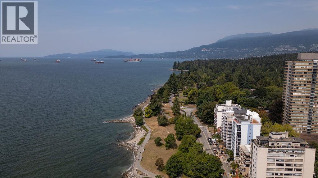 110 1975 Pendrell Street, Vancouver, British Columbia V6G 1T6 - Photo 12 - R3159517
