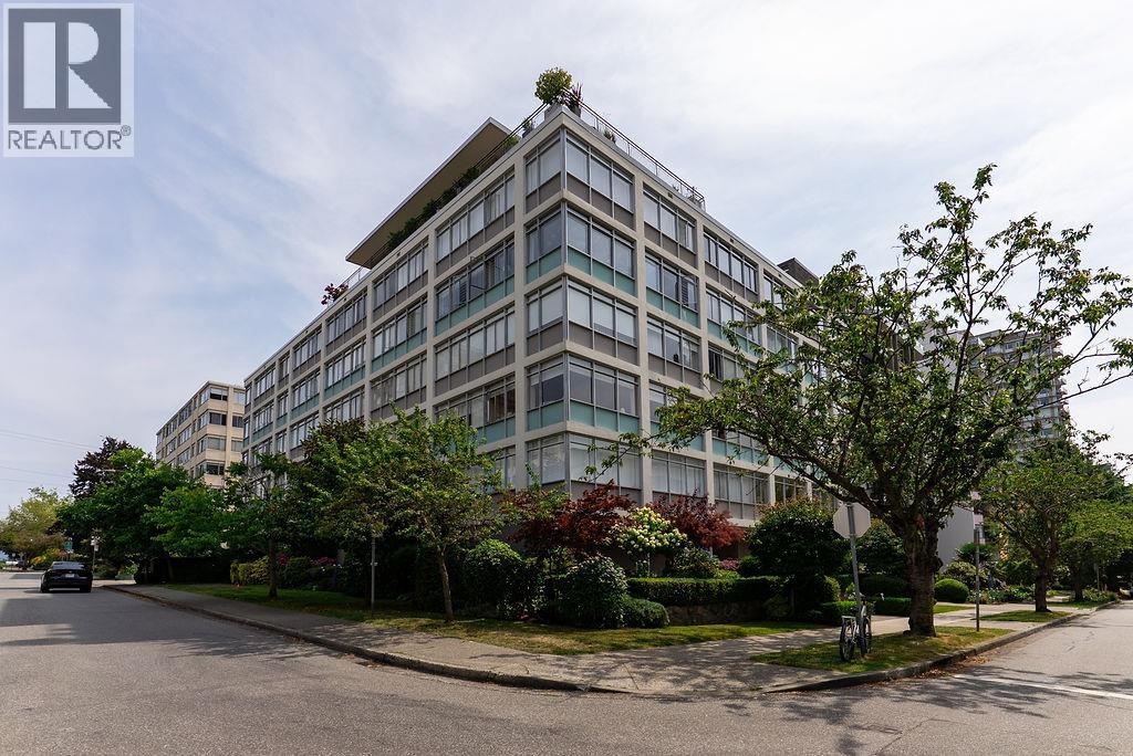 110 1975 Pendrell Street, Vancouver, British Columbia V6G 1T6 - Photo 9 - R3159517
