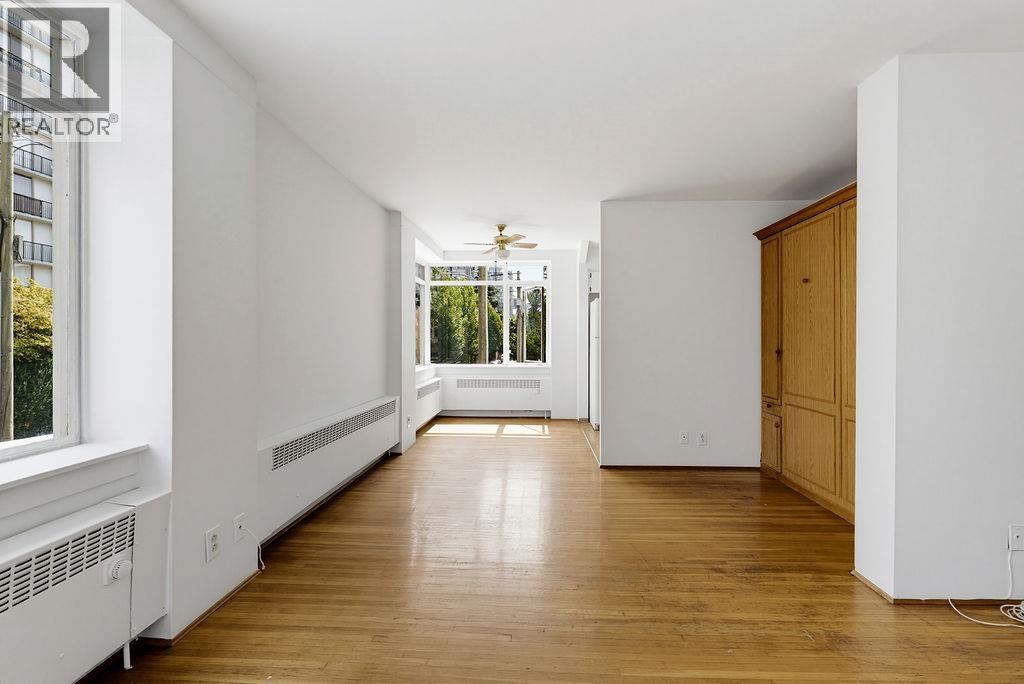 110 1975 Pendrell Street, Vancouver, British Columbia V6G 1T6 - Photo 27 - R3159517