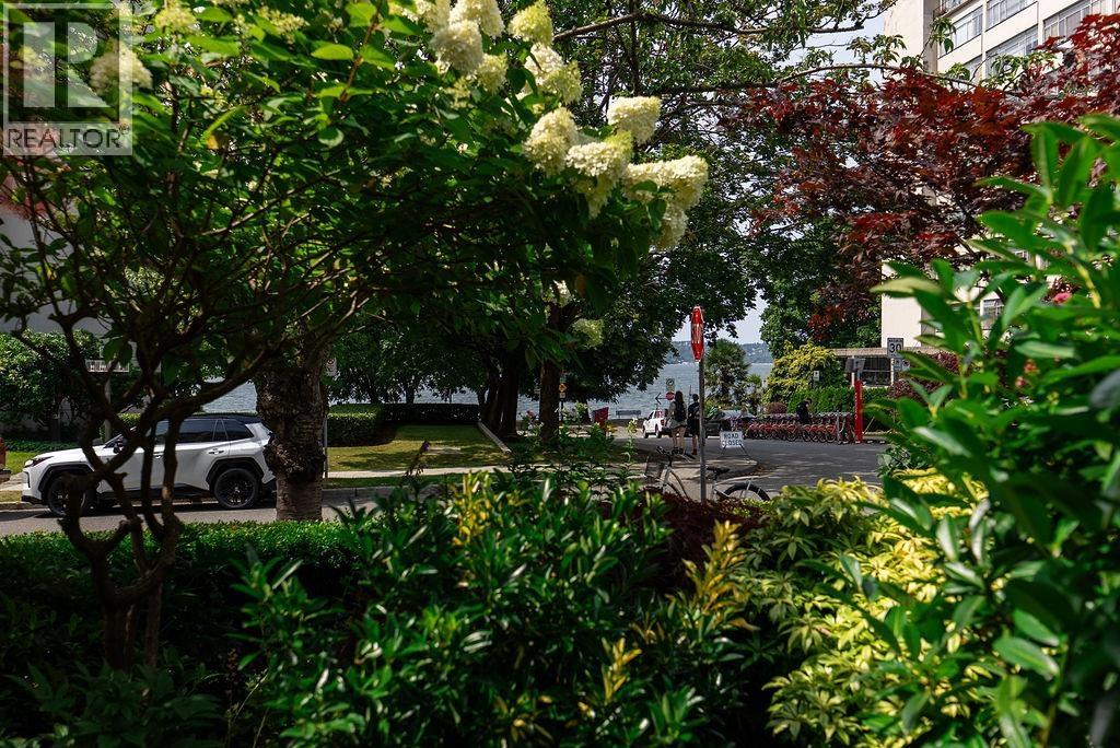 110 1975 Pendrell Street, Vancouver, British Columbia V6G 1T6 - Photo 33 - R3159517