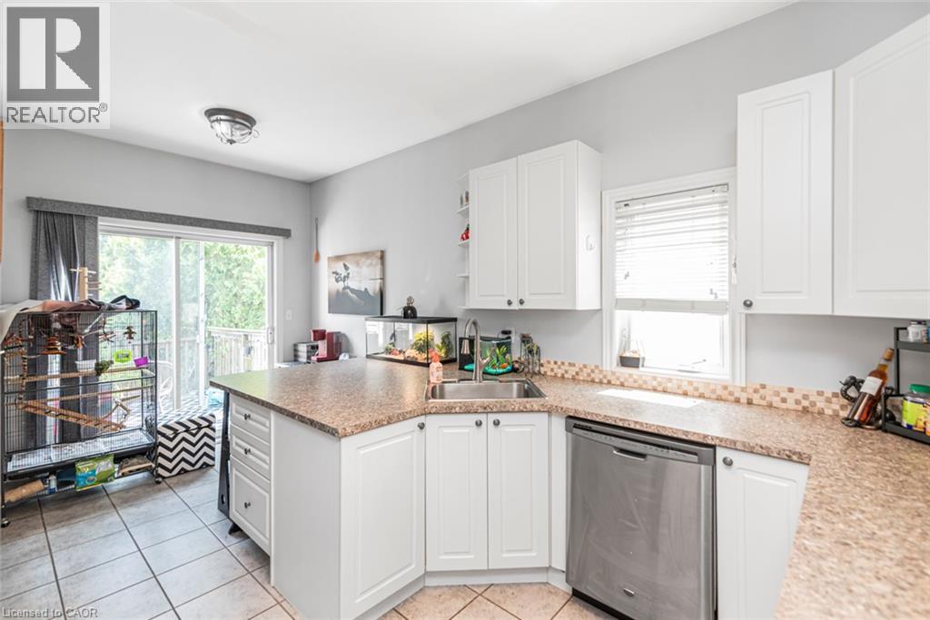 4257 Stadelbauer Drive, Beamsville, Ontario  L0R 1B8 - Photo 13 - 40858945