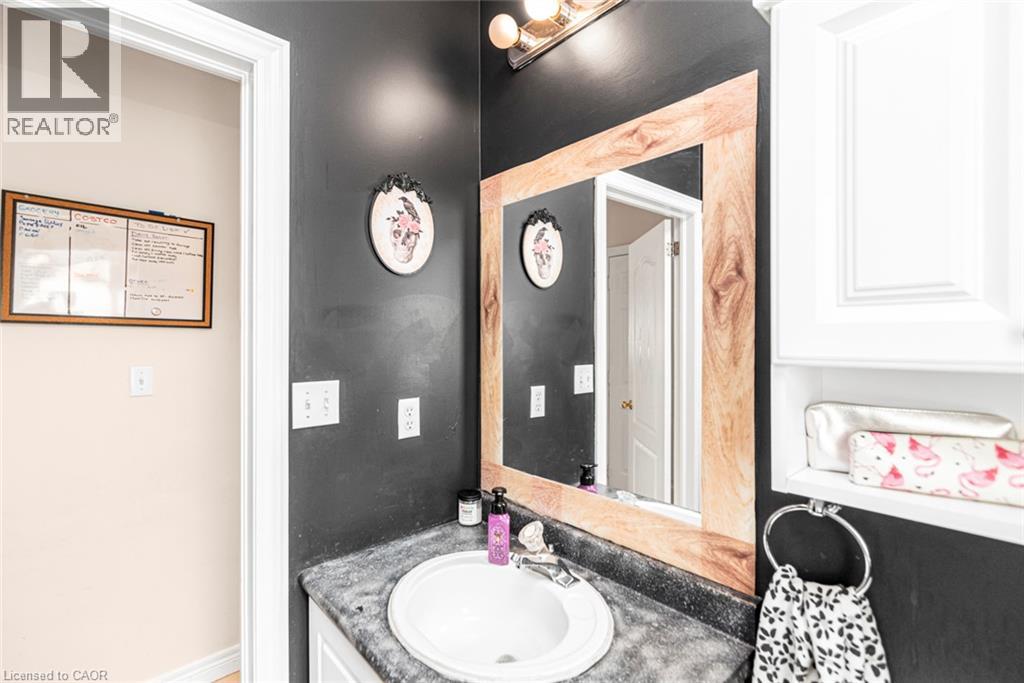 4257 Stadelbauer Drive, Beamsville, Ontario  L0R 1B8 - Photo 15 - 40858945