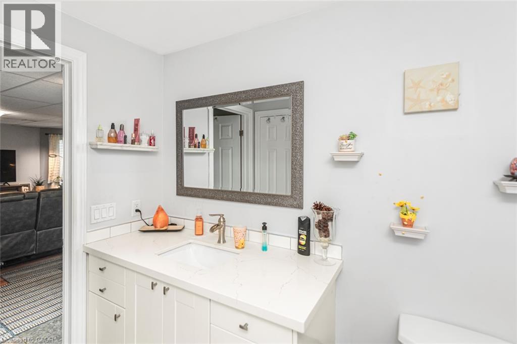 4257 Stadelbauer Drive, Beamsville, Ontario  L0R 1B8 - Photo 30 - 40858945