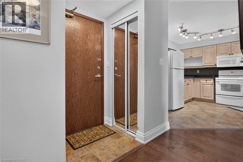 1276 Maple Crossing Boulevard Unit# 903, Burlington, Ontario  L7S 2J9 - Photo 12 - 40856517
