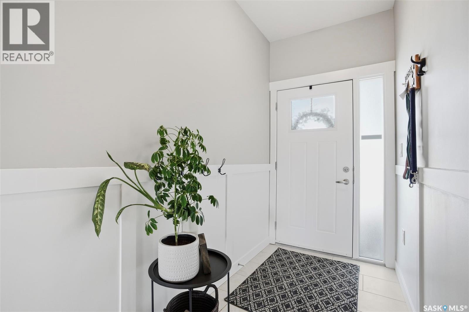 11 510 Kloppenburg Crescent, Saskatoon, Saskatchewan  S7W 0X8 - Photo 2 - SK046691