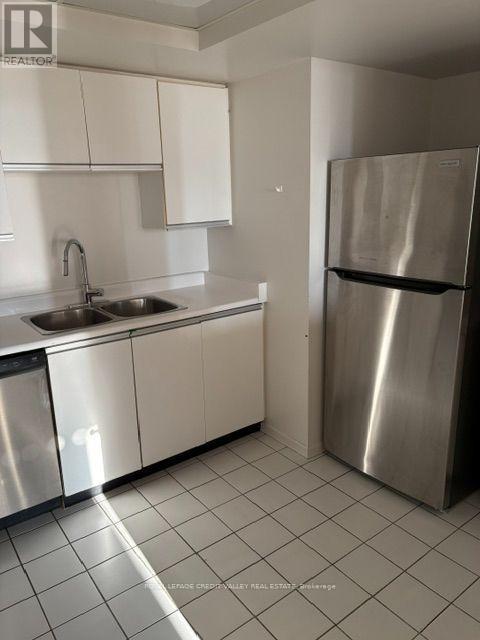 2102 - 4470 Tucana Court, Mississauga, Ontario  L5R 3K8 - Photo 6 - W13718186