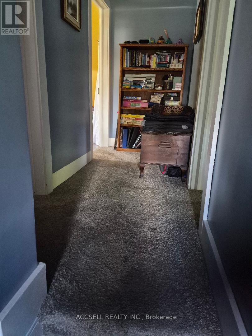 545 Broadway Street N, Plympton, Ontario  N0N 1T0 - Photo 7 - X13718750