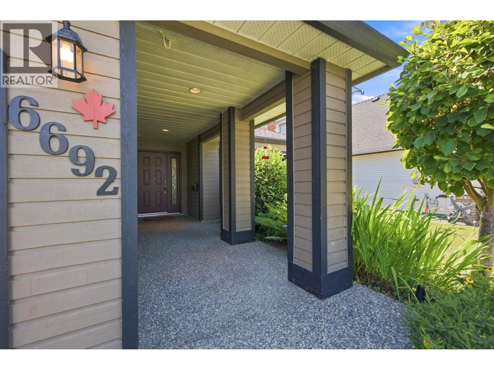 6692 London Court, Delta, British Columbia V4K 4W7 - Photo 3 - R3159510