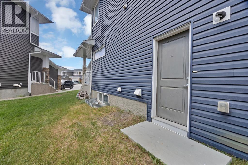 76 Red Embers Square Ne, Calgary, Alberta  T3N 0X8 - Photo 5 - A2328463