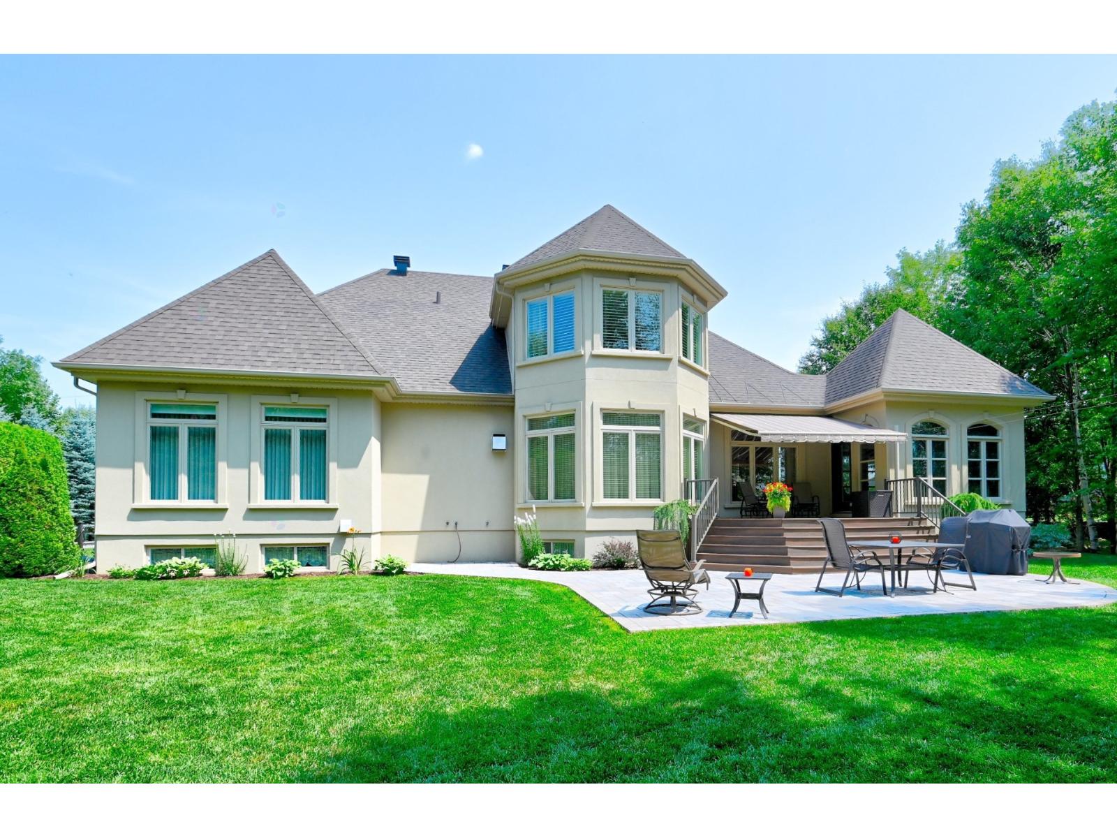 140 Rue Louis-Vadeboncoeur Saint-Charles-Borromée Quebec Canada J6E8H1 3