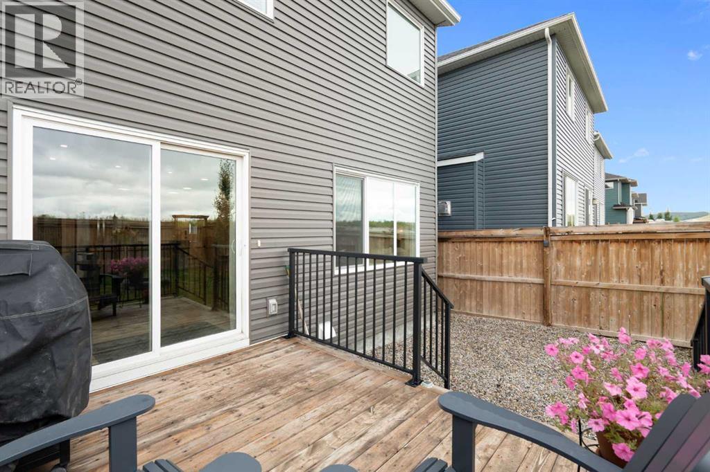 364 Fireside Way, Cochrane, Alberta  T4C 3A9 - Photo 43 - A2337040