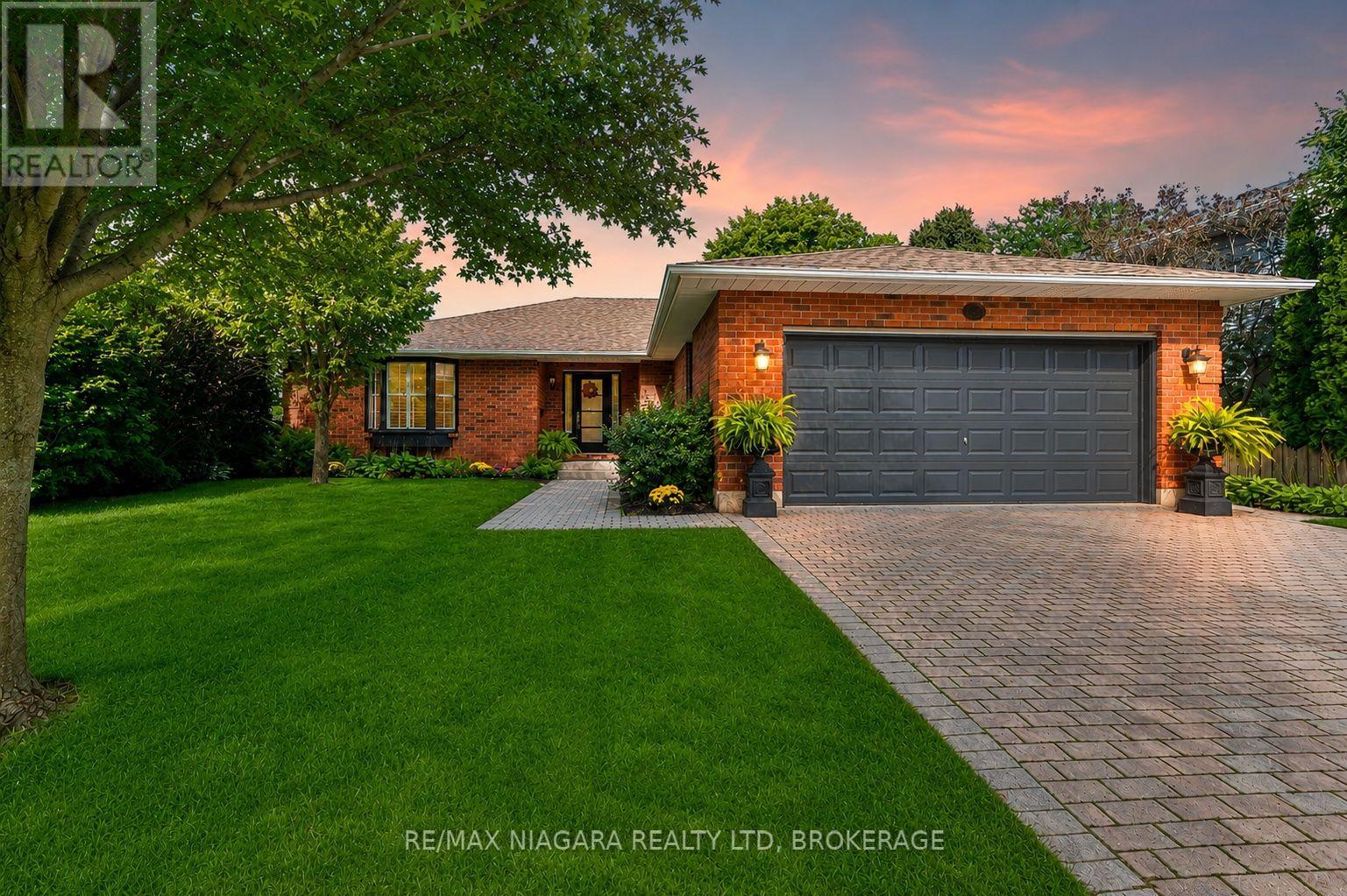 54 THE PROMENADE, Niagara-on-the-Lake, Ontario