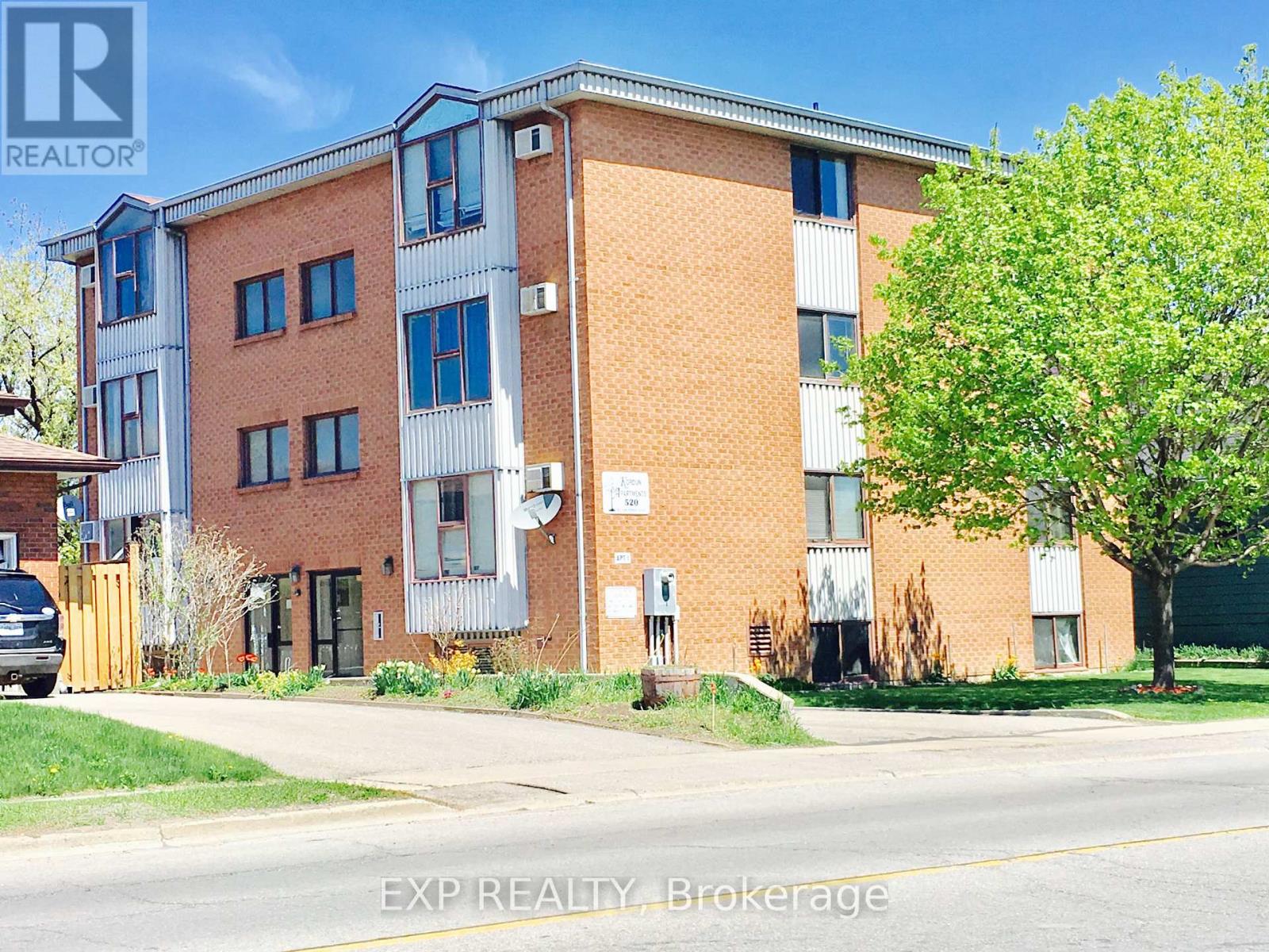 3 - 520 Bloor Street E, Oshawa, Ontario  L1H 3N1 - Photo 2 - E13720270