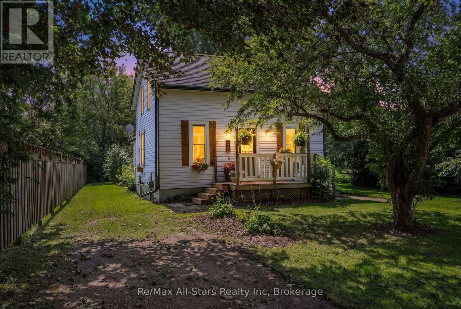 283 Margaret Street, Meaford, Ontario  N4L 1B5 - Photo 2 - X13697316