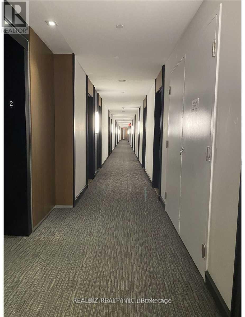 212 - 783 Bathurst Street, Toronto (University), Ontario  M5S 1Z5 - Photo 2 - C13720334