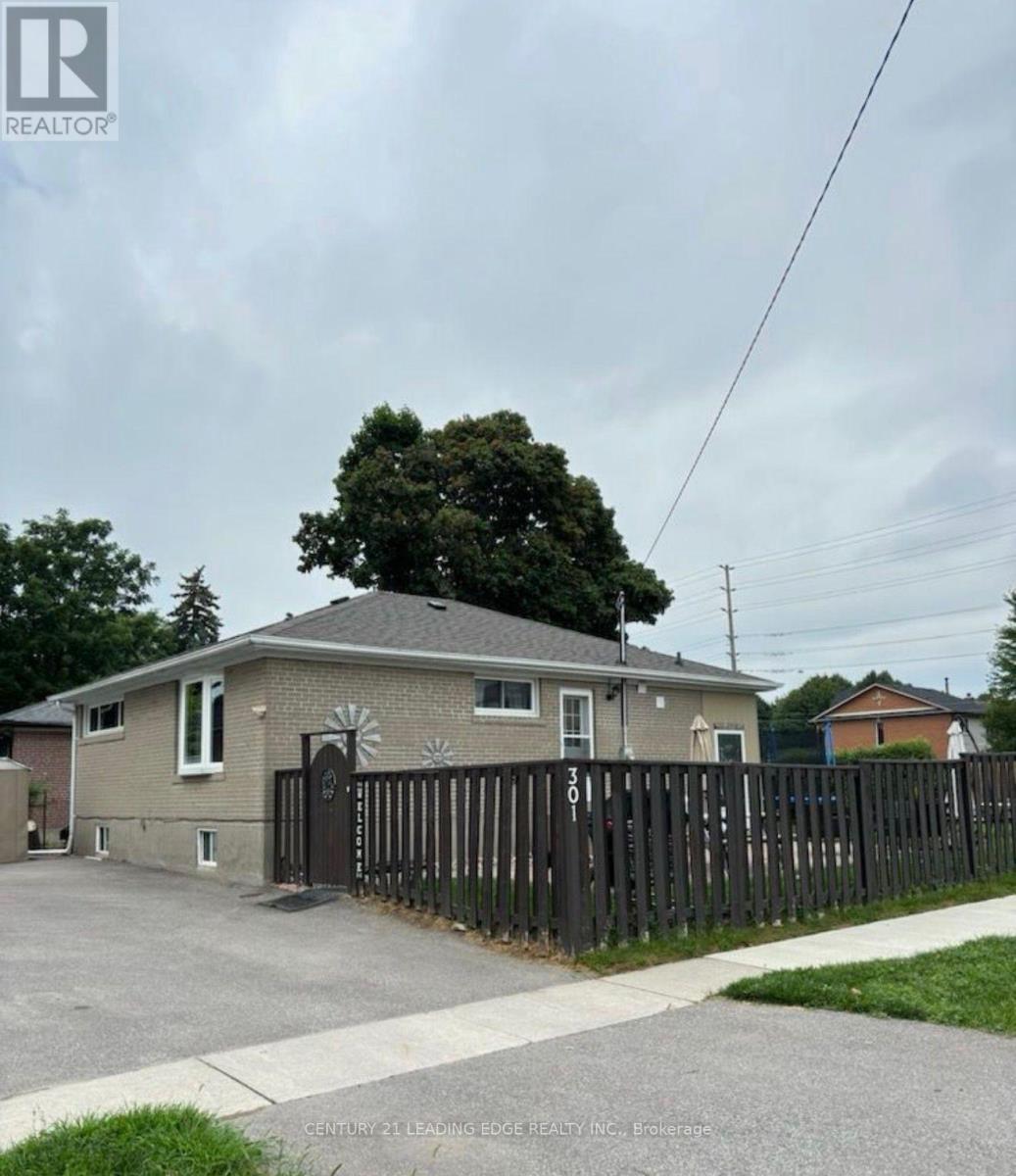 301 ROSSLAND ROAD W, Whitby, Ontario