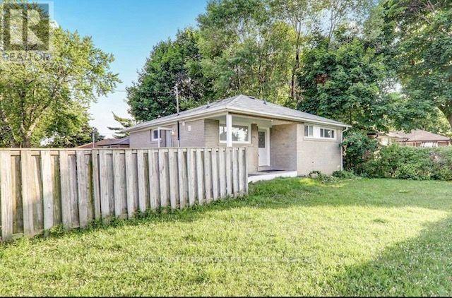 301 Rossland Road W, Whitby, Ontario  L1N 3H8 - Photo 18 - E13720292