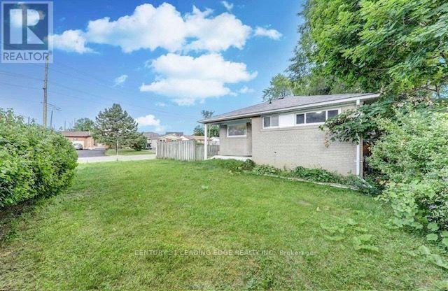301 Rossland Road W, Whitby, Ontario  L1N 3H8 - Photo 19 - E13720292