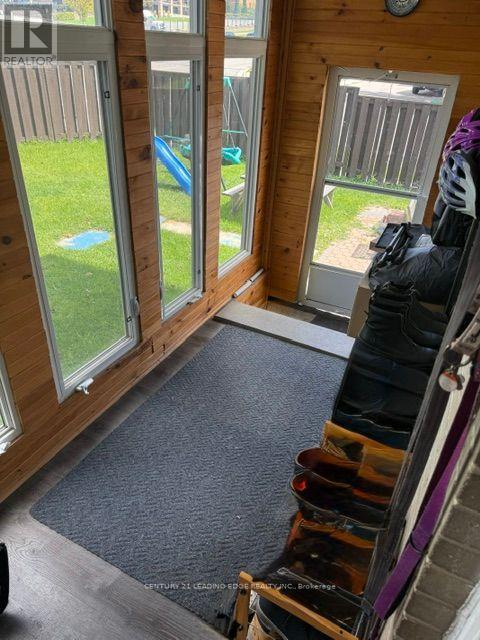 301 Rossland Road W, Whitby, Ontario  L1N 3H8 - Photo 36 - E13720292