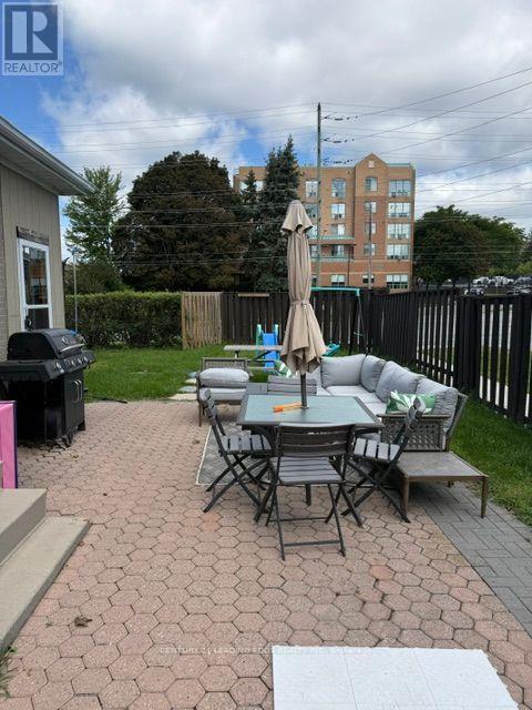 301 Rossland Road W, Whitby, Ontario  L1N 3H8 - Photo 37 - E13720292
