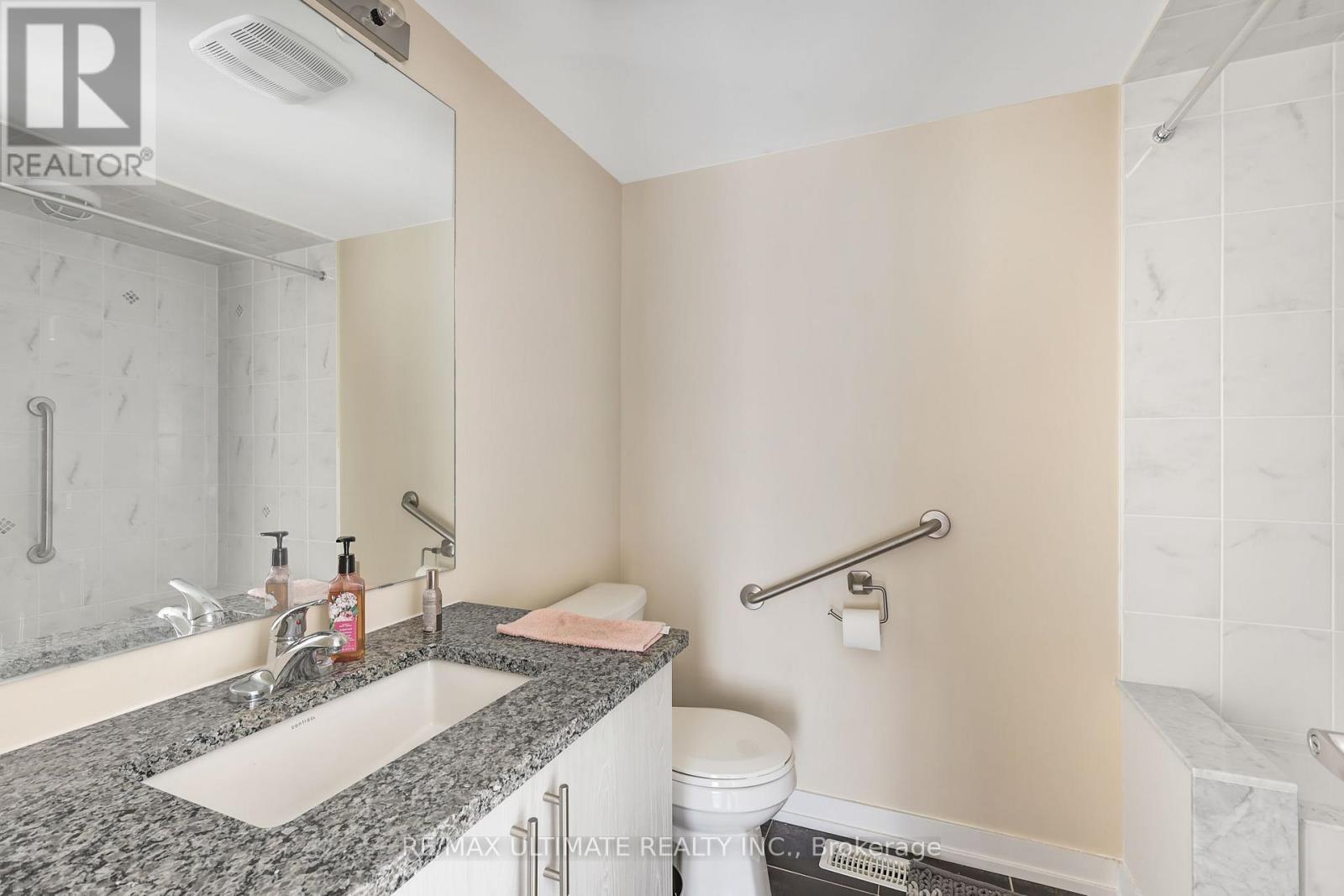 2632 Castlegate Crossing Drive, Pickering, Ontario  L1X 0H6 - Photo 27 - E13720312