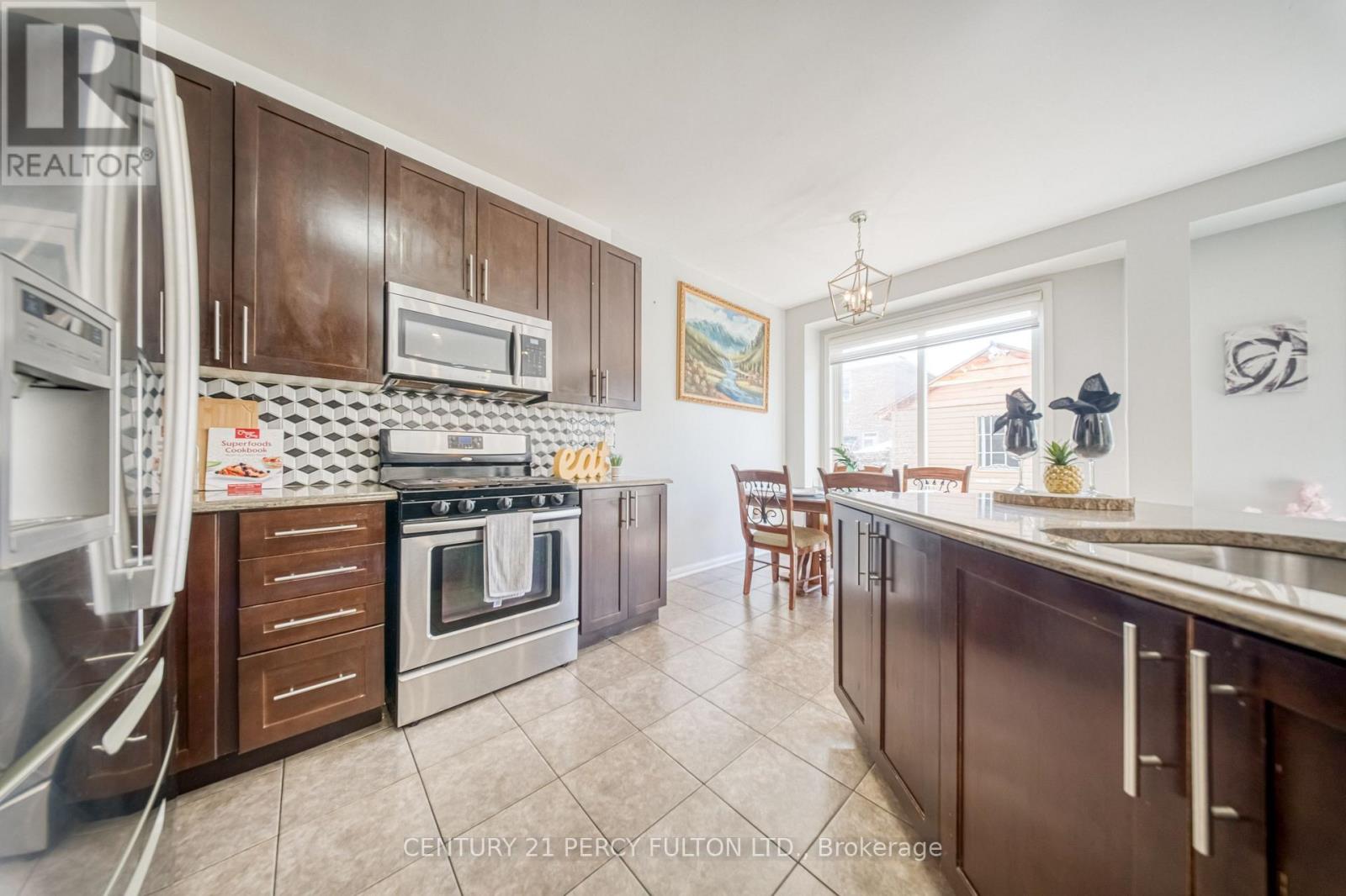 1749 Liatris Drive, Pickering, Ontario  L1X 0B2 - Photo 14 - E13720332