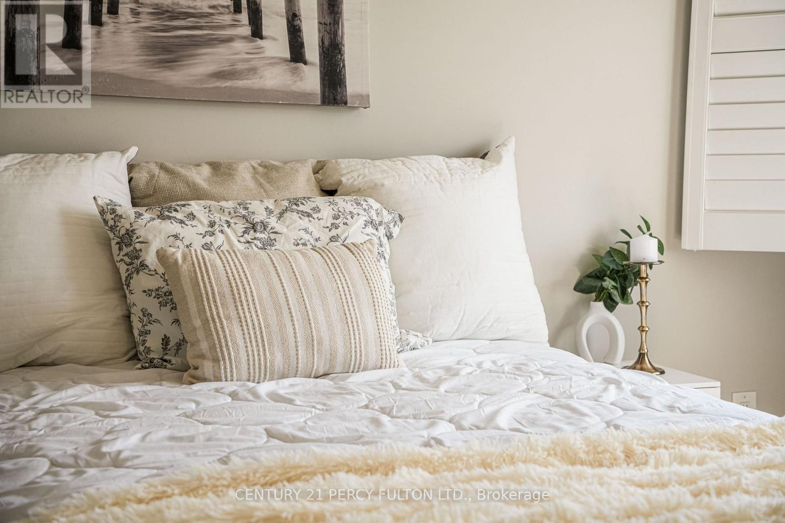1749 Liatris Drive, Pickering, Ontario  L1X 0B2 - Photo 23 - E13720332